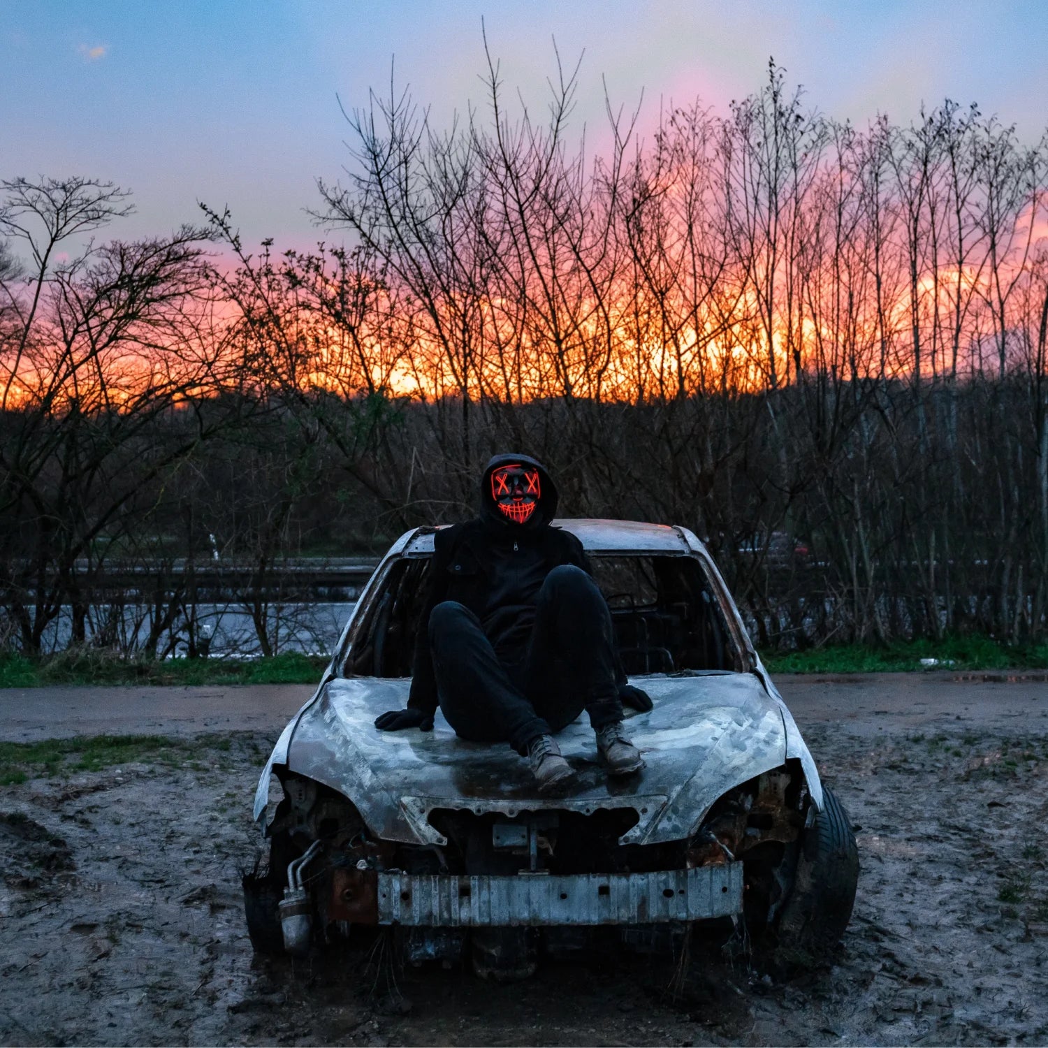 Halloween LED Glow-Up Mask - SEVENB